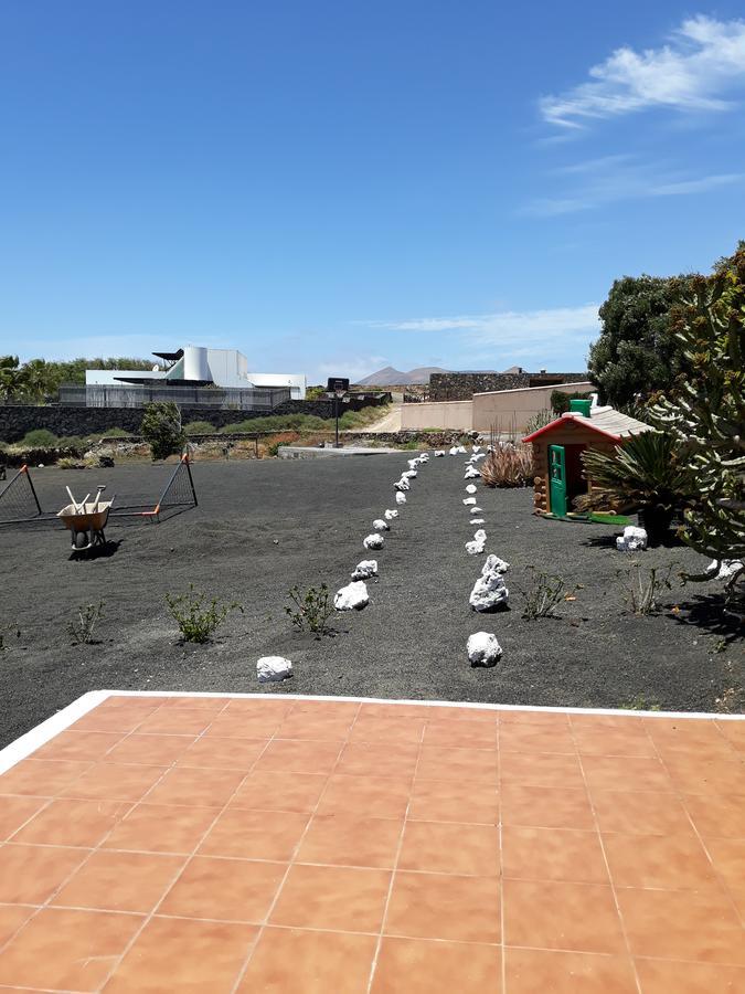 Loft La Tahonilla Pension Tías Buitenkant foto